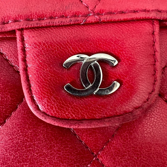 Chanel Red Quilted Wallet. - Picture 7 of 15